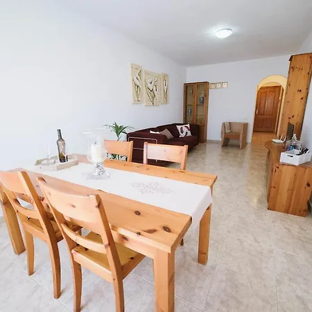 Lägenhet Apartamento Mara